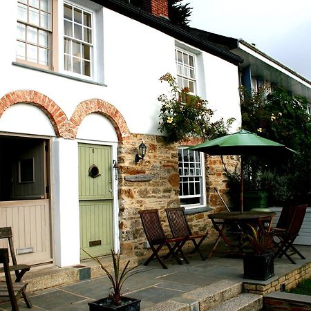 Waterside Holiday Cottages Truro Esterno foto