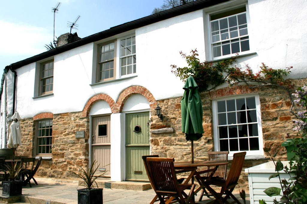 Waterside Holiday Cottages Truro Esterno foto